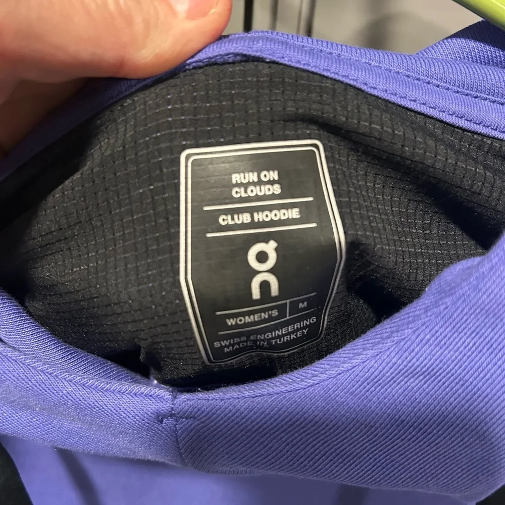 On Running Sweatsshirt - Picture 3 of 3